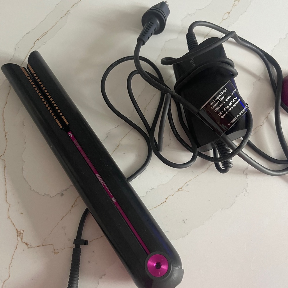 Dyson straightener